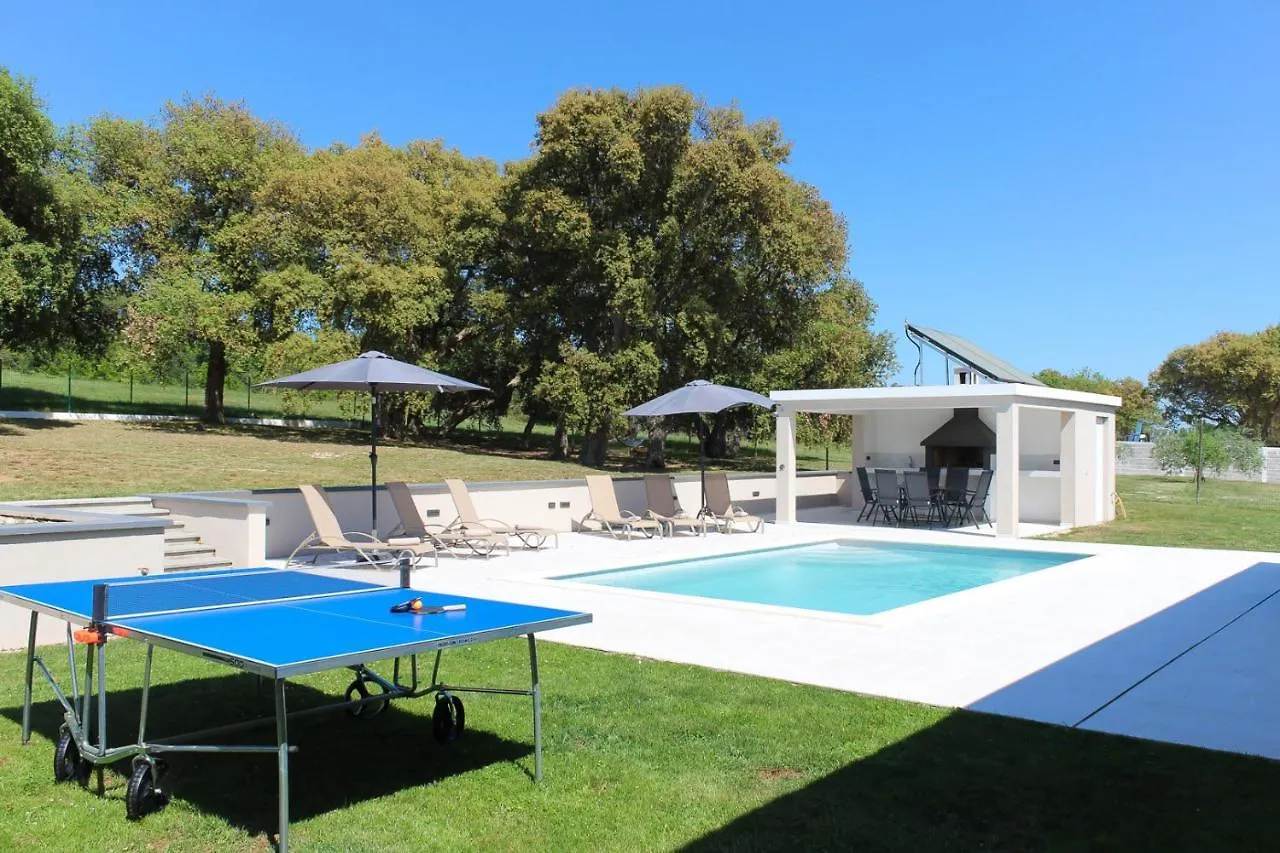 Stunning Modern Villa Monte Vernal In Pula Near The Beach And City Center 0*,  Croatia