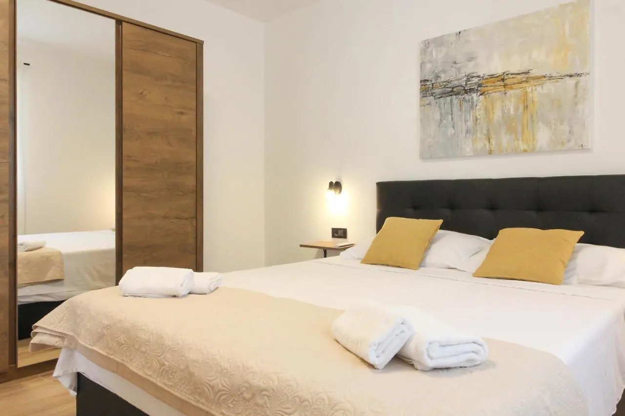 Stunning Modern Villa Monte Vernal In Pula Near The Beach And City Center 0*,