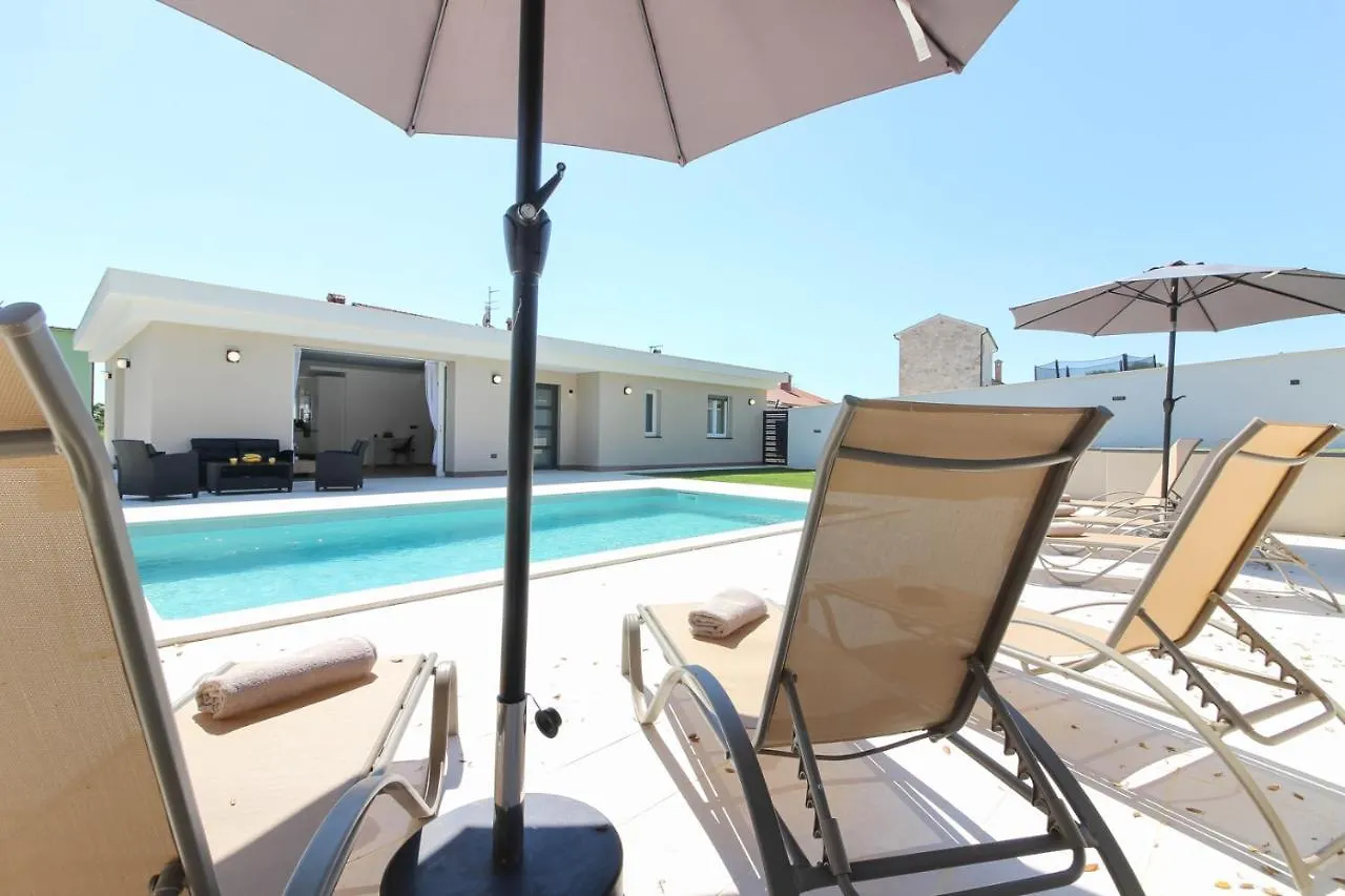 Stunning Modern Villa Monte Vernal In Pula Near The Beach And City Center Chorvatsko